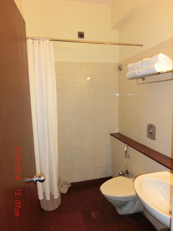 Hotel Thulashi Park Chennai Luaran gambar