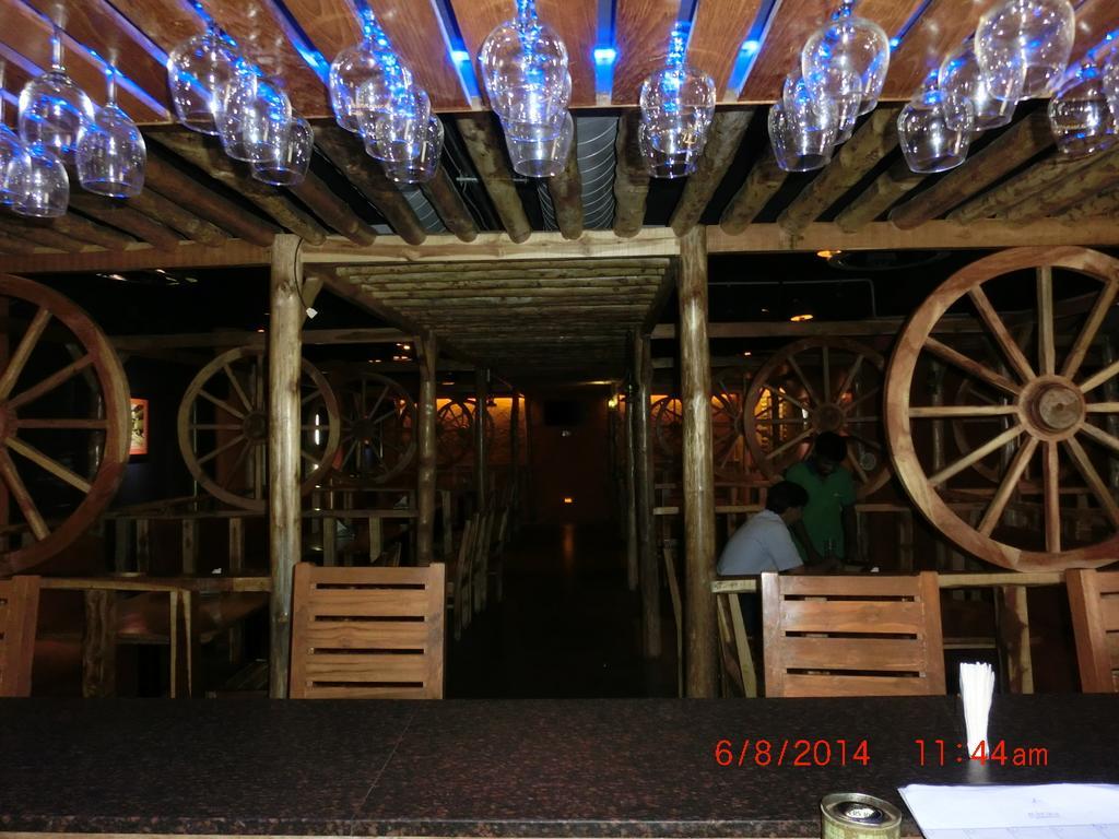 Hotel Thulashi Park Chennai Luaran gambar
