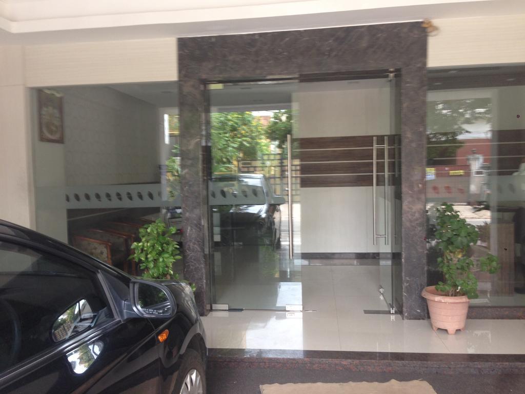 Hotel Thulashi Park Chennai Luaran gambar